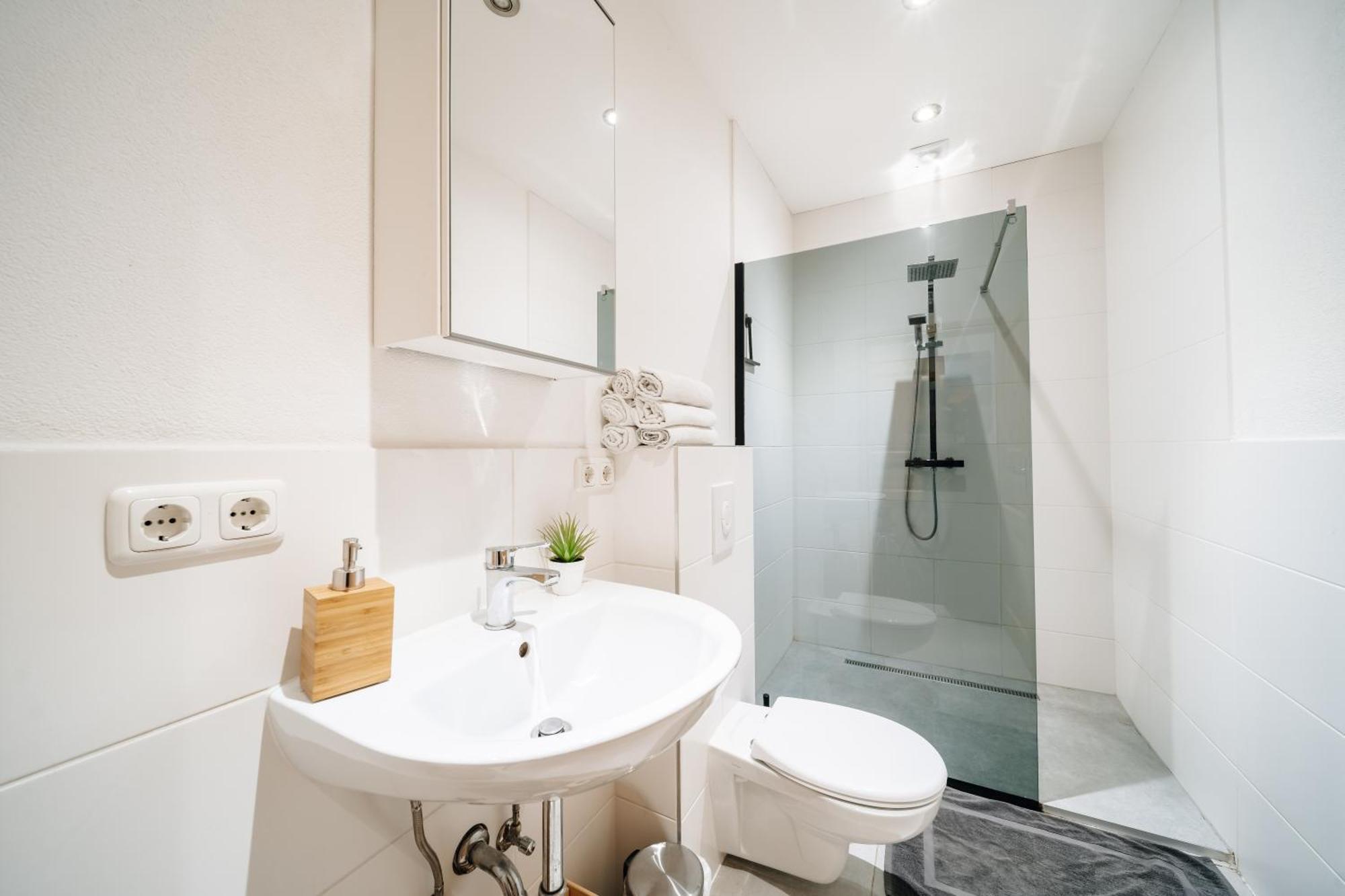 Bismarck Apt Mit Schoenem Balkon Bad Ems Zewnętrze zdjęcie